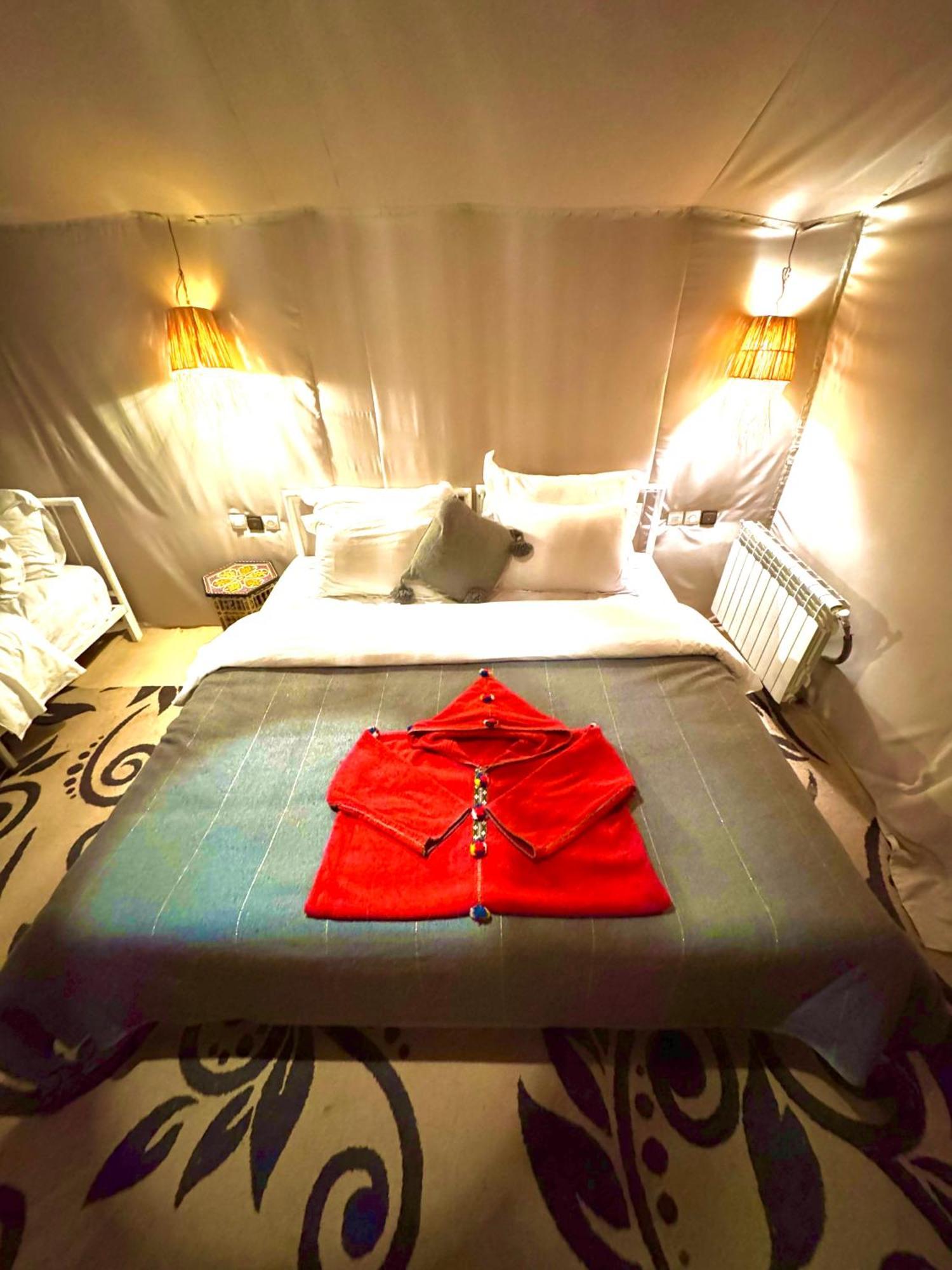 Villa Sahara Vibes Luxury Camp Merzouga Exterior foto